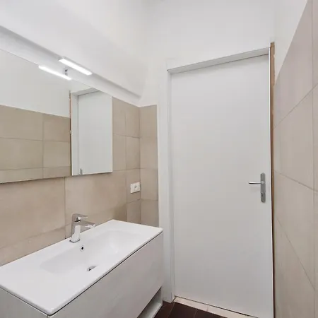 Trastevere 70 * Roma